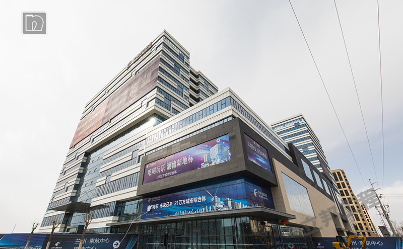 保溫裝飾一體板案例效果圖片【蘭州新區(qū)東航國(guó)際廣場(chǎng)】