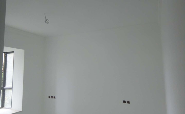 乳膠漆墻面翻新最簡(jiǎn)單的方法[自己動(dòng)手翻新]